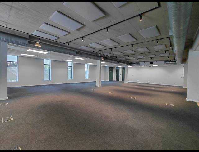 630M² OFFICE TO LET IN LONEHILL